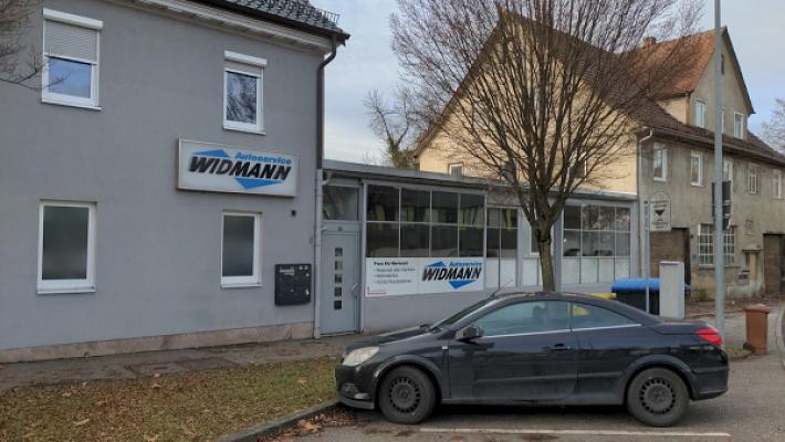 HUBRAUM Kraftfahrzeugtechnik