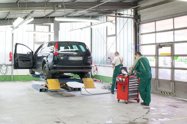 Karosserie-Lackier-Meisterbetrieb Ziegler & Sohn Inh. Frank Scheckermann