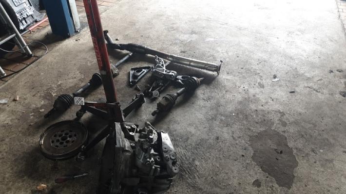 Petoyan Autobibile-Service-Haus Sargis