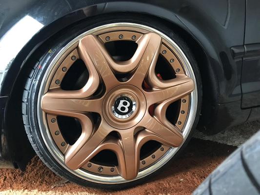 J. Brinnig GmbH, Autolackiererei und Karosserie-Fachbetrieb, Geschäftsführer Viktor Sellmann