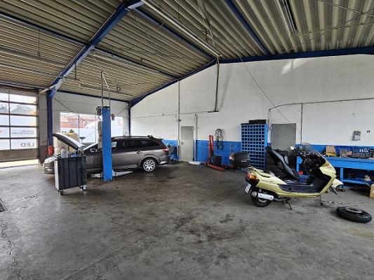 Car service center