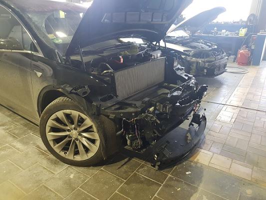 Lackierbetrieb Anhölcher GmbH