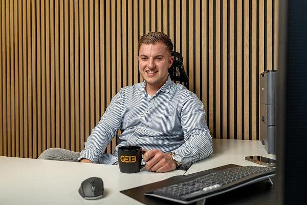 Manfred Geib Karosserie & Lack und KFZ Meisterbetrieb