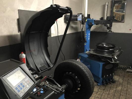 Motoo Autoservice Moll GmbH&CoKG