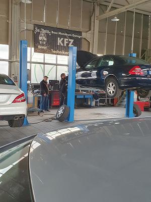 Boss Monstrum Garage