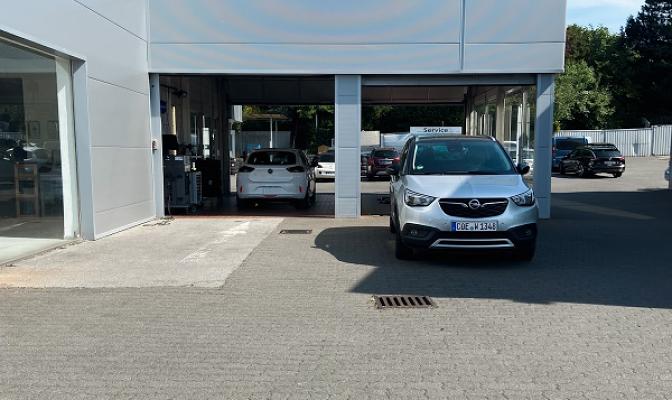 TÜV Nord Prüfzentrum Autohaus Wiens