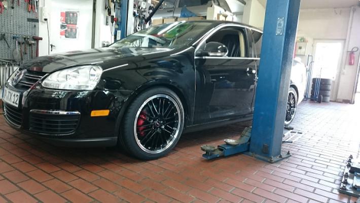 Martin Bossert Die Autoklinik