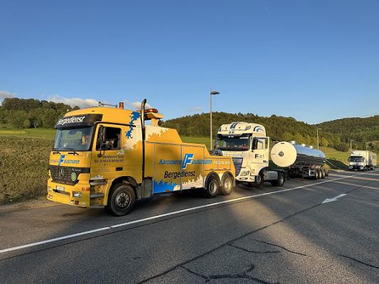 werk13 - Autoservice Faustmann - Abschleppdienst, Autovermietung, KFZ-Karosserie Reparaturen