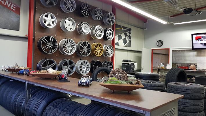 HalloCar | KFZ Meisterwerkstatt Paderborn