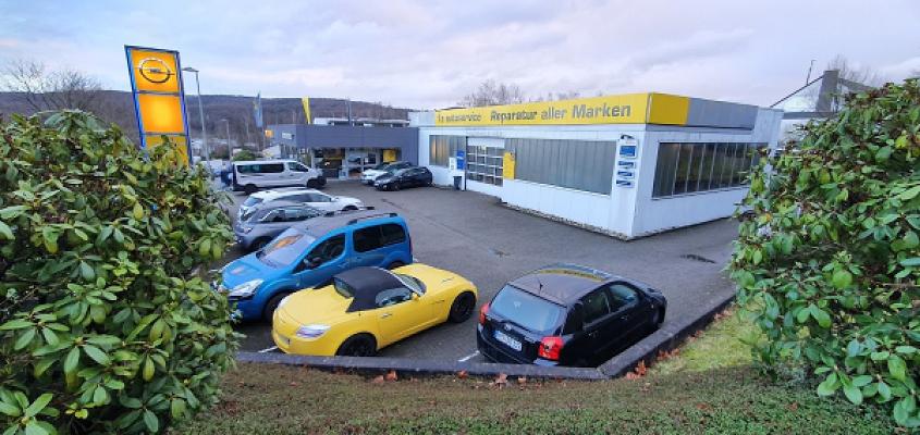 AUTOHAUS STROHSCHNIEDER GMBH & CO. KG