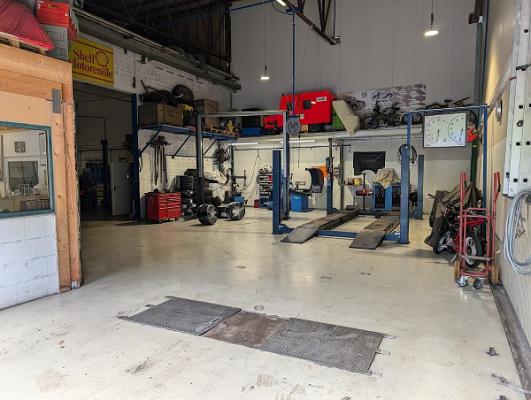 Kfz-Gloy, Pkw- und Oldtimerreparaturen und Restaurationen aller Art