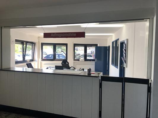 Kfz Werkstatt . Auto Service Münsterstraße Meisterbetrieb der Kfz Innung .DEKRA -Anerkannter Prüfstützpunkt