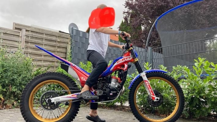 Mantel Auto & Zweirad