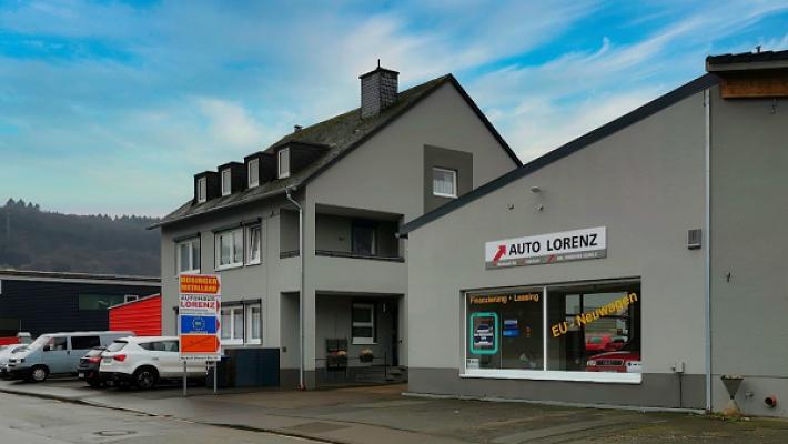 Auto Lorenz Inhaber Thorsten Schulz KFZ Meisterbetrieb für alle Fabrikate