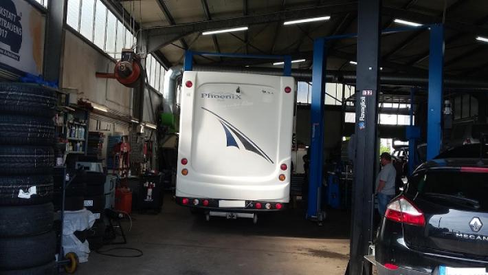 B.L.W. Kfz-Technik GmbH & Co. KG