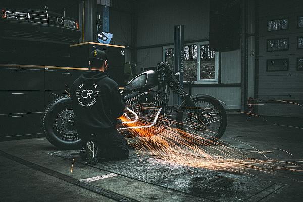 CR Car Repair Chris Reisen