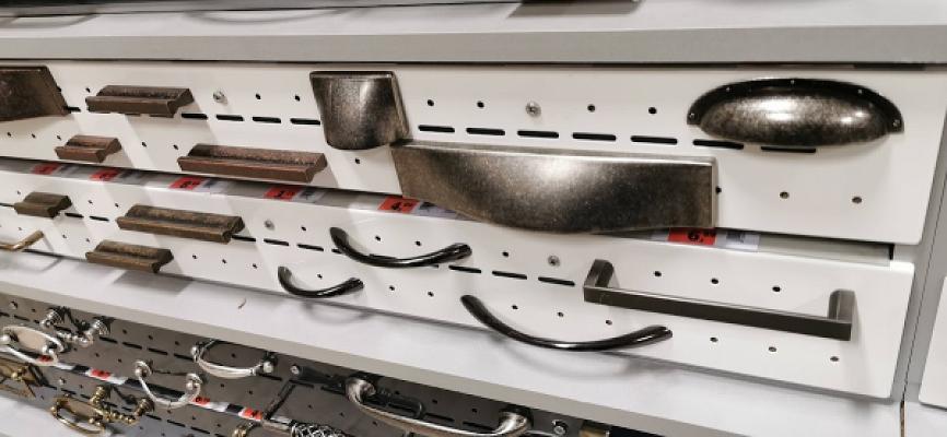 KFZ-Meisterwerkstatt (Globus Baumarkt)