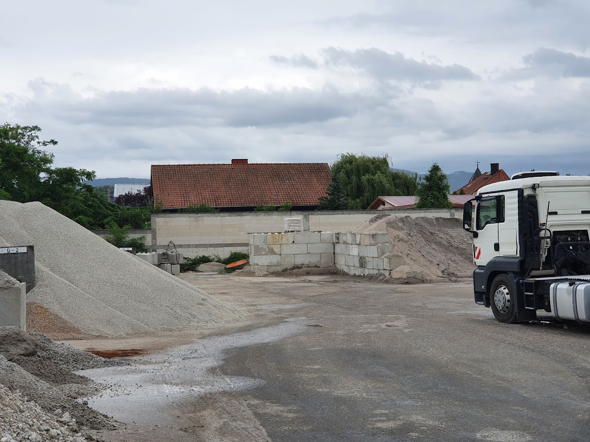 67cdb4a2d41ec