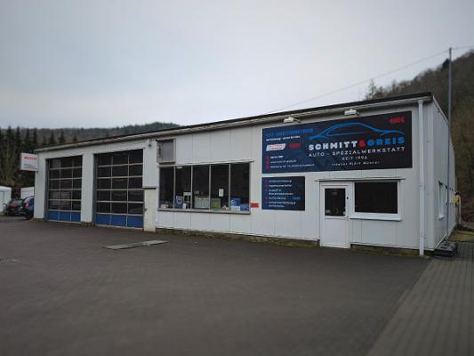 Schmitt & Greis // Auto - Spezialwerkstatt // Inhaber Björn Münner