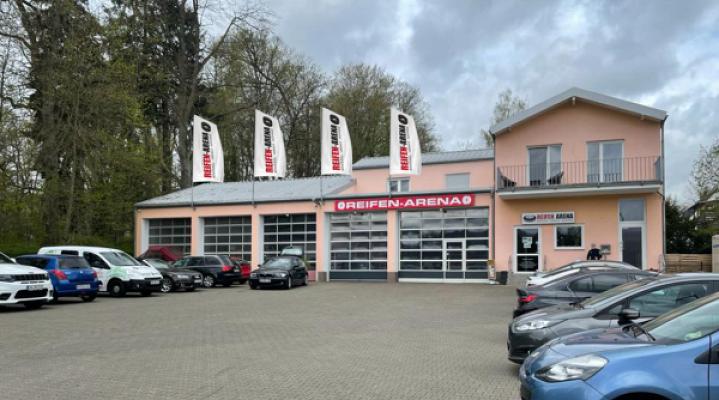 Reifen-Arena