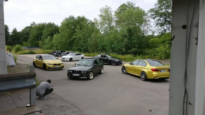 Dave's Garage