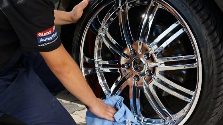 Glanz Autopflege