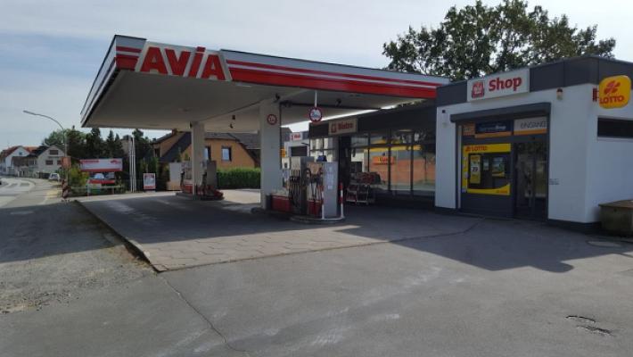 Avia Tankstelle & KFZ-Meisterbetrieb Stefanie Holm