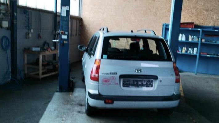 KFZ Werkstatt Selbsthilfe