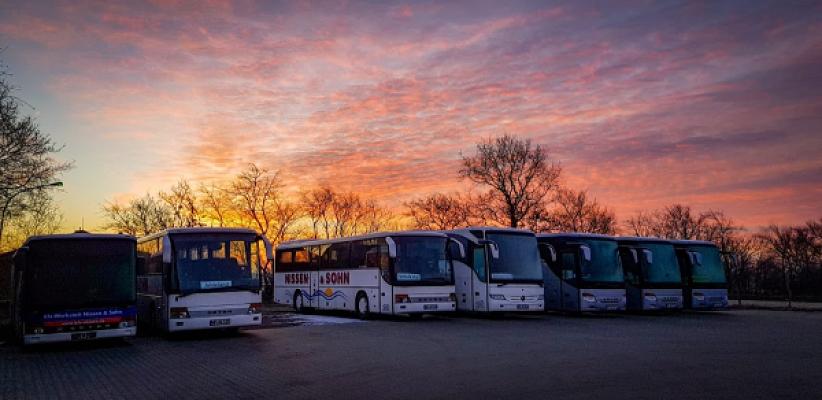 Nissen & Sohn GmbH & Co. KG, Busreiseunternehmen & KFZ-Werkstatt, Busreisen, Reisen, Nordfriesland