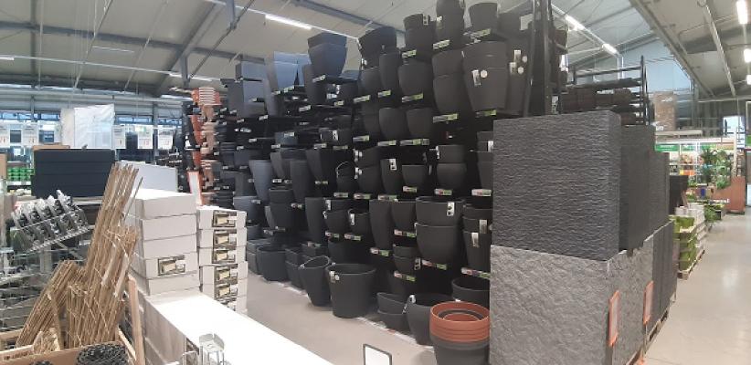 KFZ-Meisterwerkstatt (Globus Baumarkt)