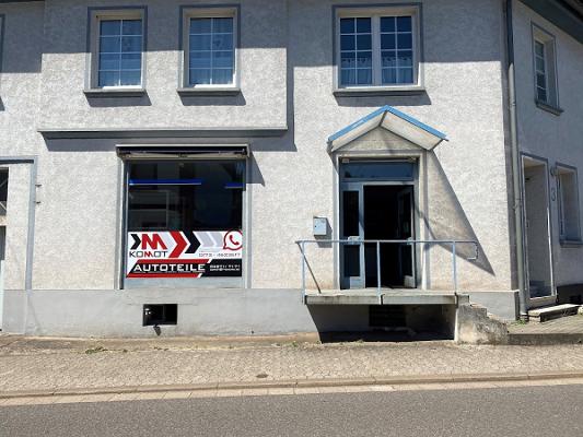 KOMOT Autoteile und Motorenteile, Reifenservice