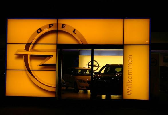 Auto Rußig Neustadt Opel- und Mitsubishi