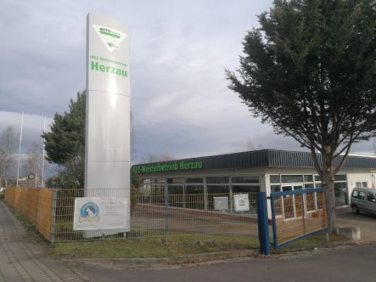 Autohaus Herzau Inh. Tom Herzau