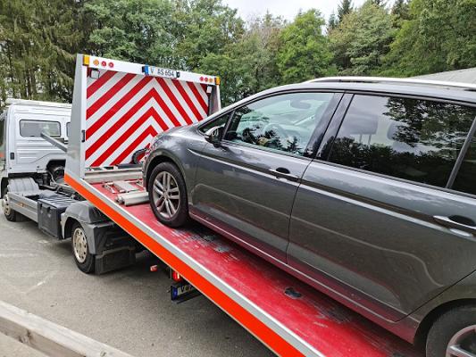 Auto-Service-Stöckel