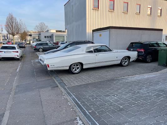 Auto Kunst und Technik