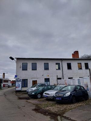 Kataya-Autoservice und Handel