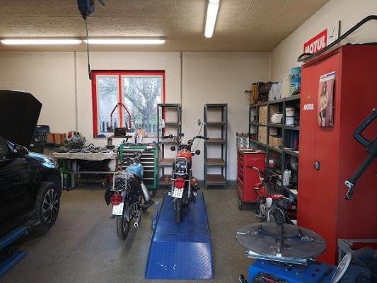 Auto-Motorrad Grau A.M.G.