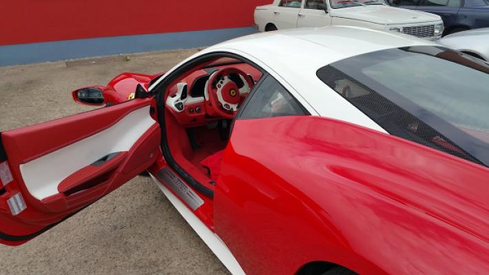 Kfz-& Lackierbetrieb Helbing GmbH & Co.KG