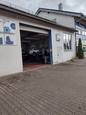 KFZ Hellinger GmbH & Co. KG