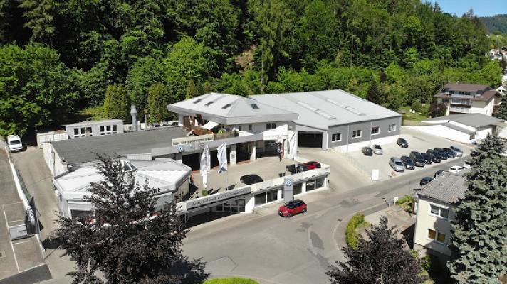 Auto Schmitt am Kalkbrunnen