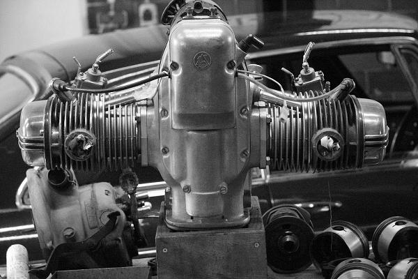 Oldtimer Werkstatt Klassiker Technik