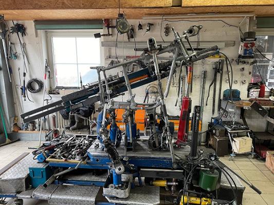 Motorradrahmen Instandsetzung Strohscherer