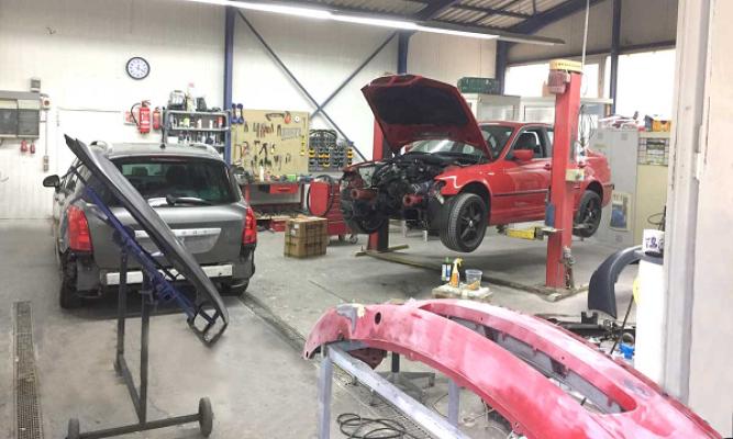 Autolackiererei und Karosseriebau Younes