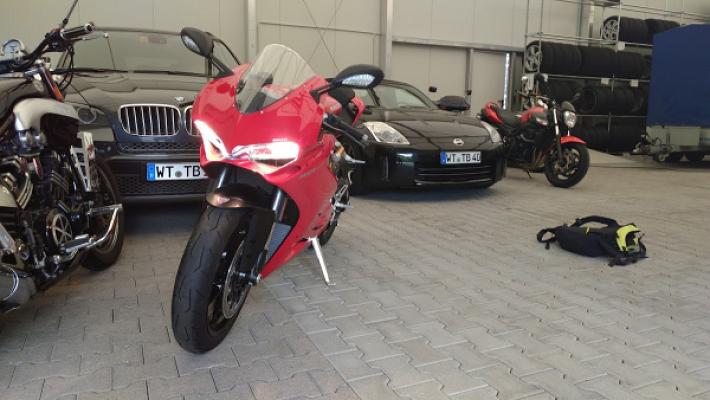 TJ - Cars & Bikes GbR