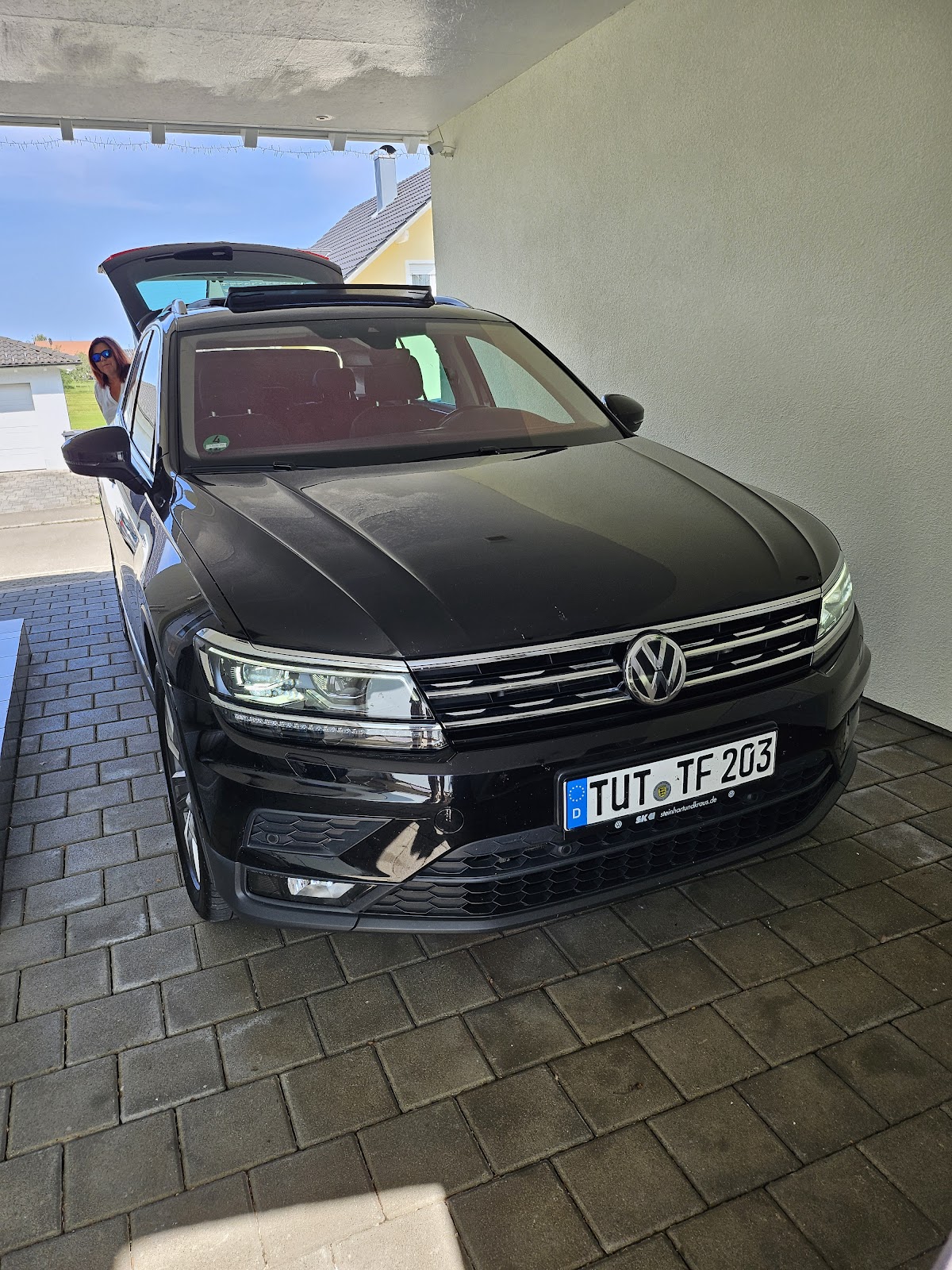 67ca103e2810c