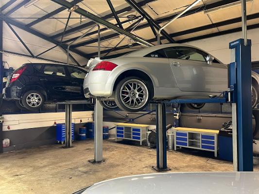 Wächtler KFZ-Werkstatt & Selbsthilfewerkstatt