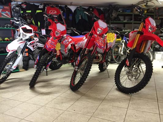 Auto-Motorrad-Holzer