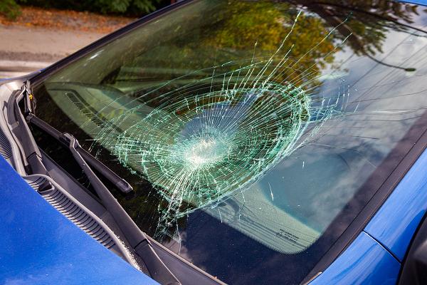 Unfallspezialist Karosserie & Lack & Autoglas & Klimaanlage