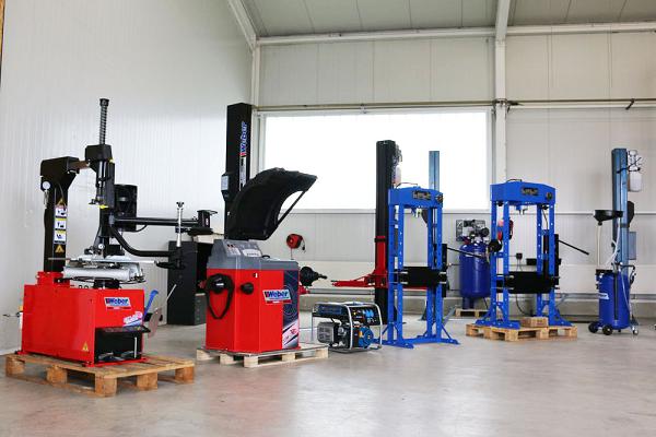 Hs-Werkstattausrüstung