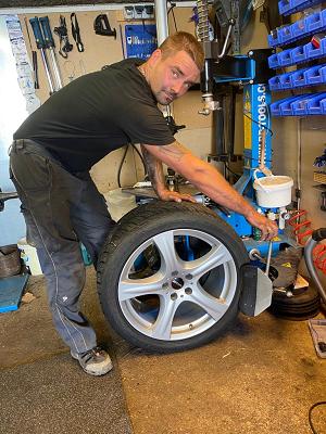 Adamski Service Reifenservice